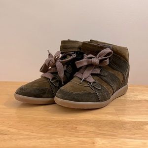 Isabel Marant green suede Bobby wedge sneakers
